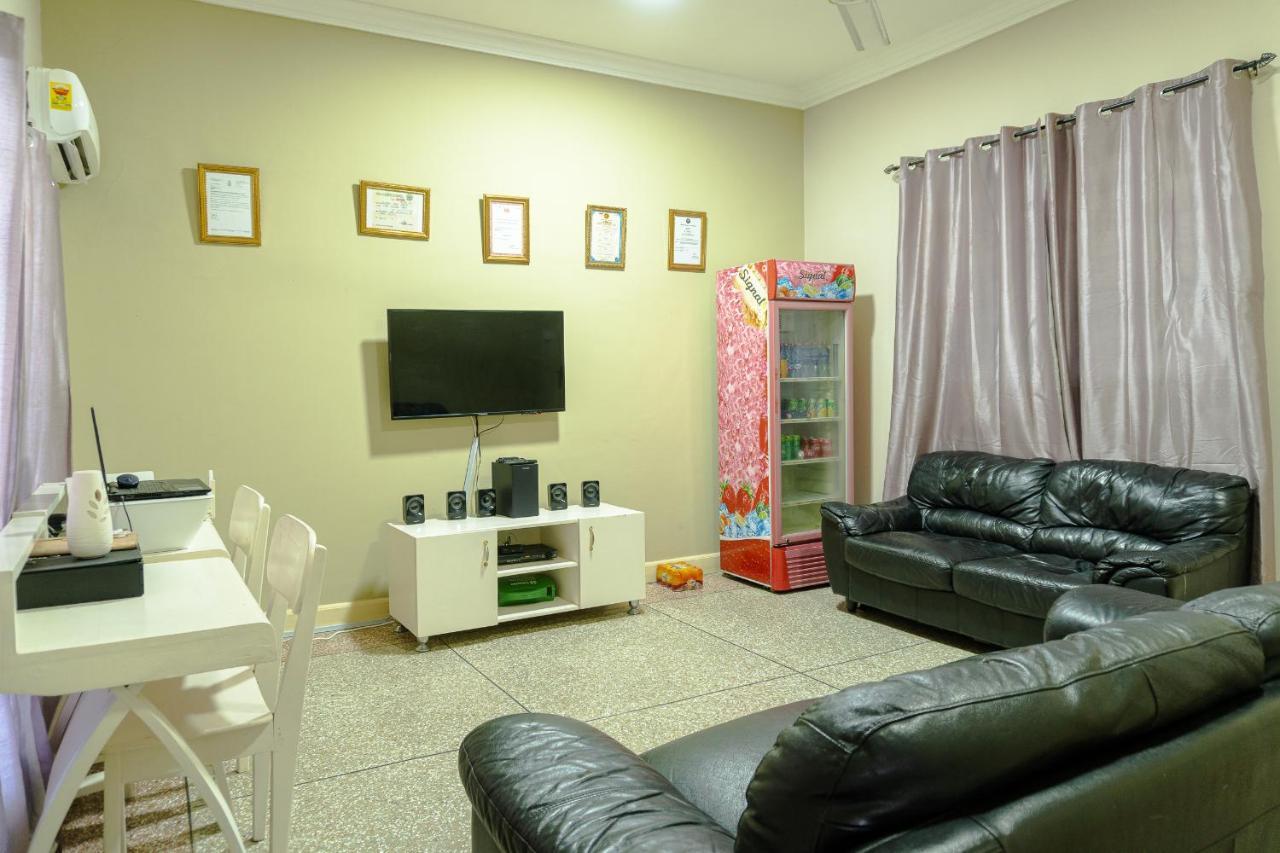 Brannic Lodge อักกรา ภายนอก รูปภาพ